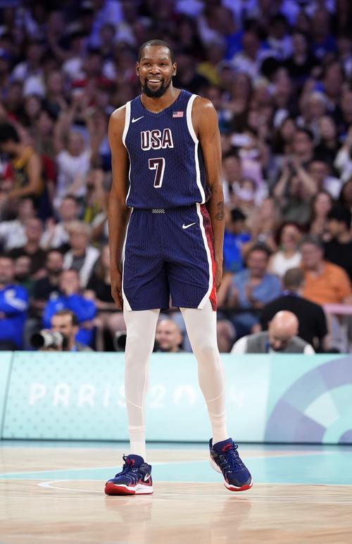 NCAA：俄勒冈大学主场大胜，林葳5中1得到3分2助攻（NCAA：俄勒冈大学主场大胜，林葳5投1中拿下3分2次助攻）