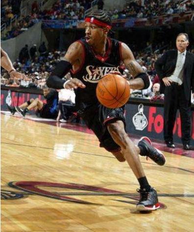 雷迪克：球队即将进行一次令人不适的训练和录像分析会议（雷迪克：球队将进行一场让人不舒服的训练与视频复盘会议）