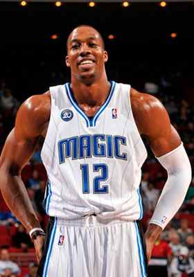 带队6战4胜重回积分榜榜首，穆斯卡特当选中超9／10月最佳教练（率队近6战4胜重返榜首，穆斯卡特荣膺中超9-10月最佳主帅）