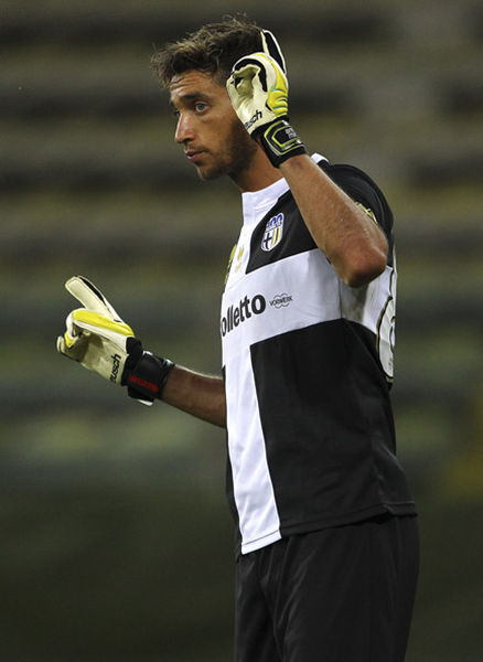 火箭队员互选紧急联系人，阿杜选老姐夫泰特选阿门（火箭队互选紧急联系人：阿杜点名老姐夫，泰特选择阿门）