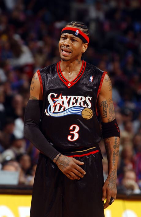 今日亚泰降级，而昨日以亚泰梯队为班底的泰州队夺得苏超冠军（冰火两重天：亚泰今遭降级，昨由其梯队班底的泰州队问鼎苏超）