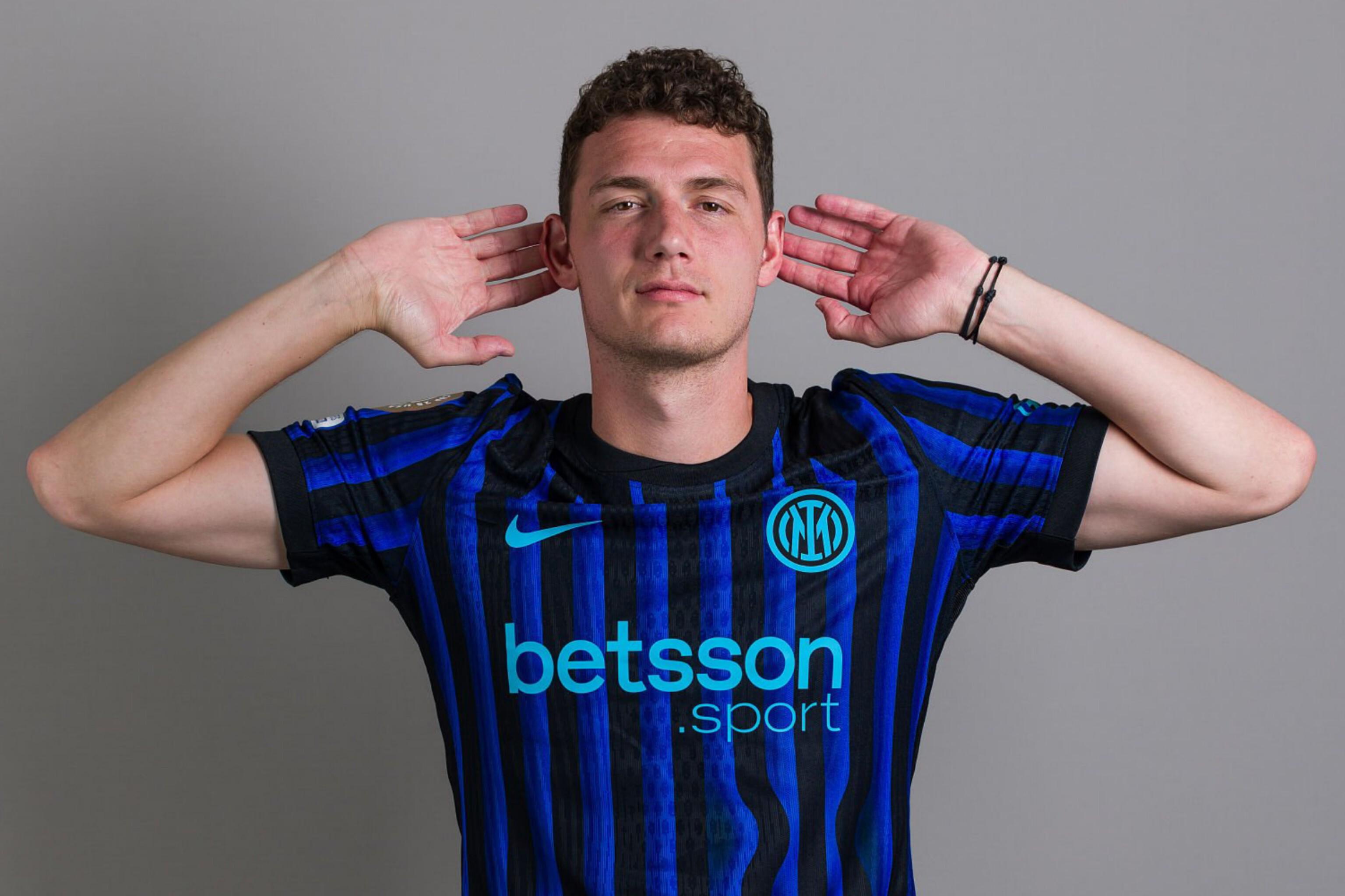 尼克斯近一个月胜场数联盟第一，多项数据位居联盟前列（尼克斯过去一个月胜场称霸联盟，多项统计名列前茅）