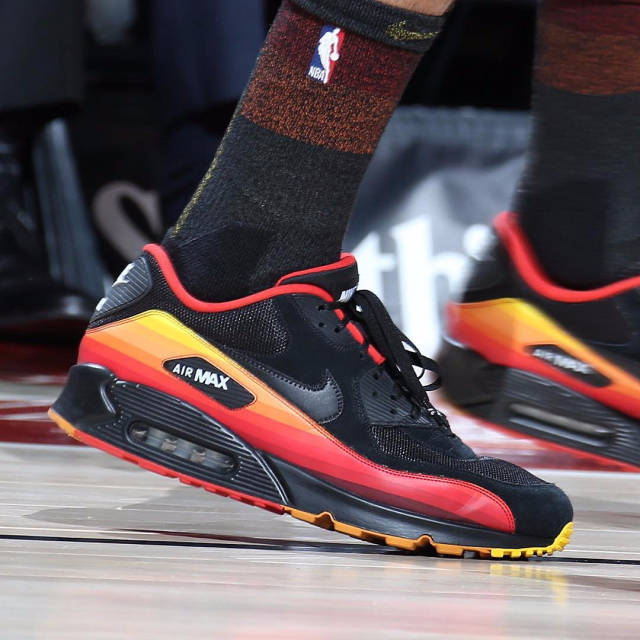 比利奇：我曾很接近重返西汉姆联；希望在英超或英冠找到下家（比利奇：一度接近回归西汉姆联，盼在英超或英冠再执教）