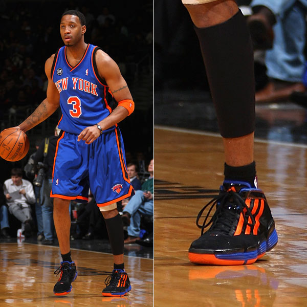 孙铭徽精彩反击，桑普森转身得分，曾凌铉争议判罚引关注（孙铭徽精彩快攻，桑普森转身得手，曾凌铉争议判罚引热议）